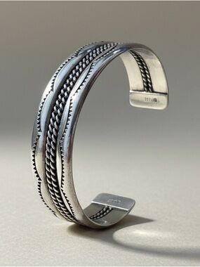 TAHE Navajo heavy cuff WIDE bracelet